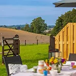 Idyllic Retreat On The Banks Of The Schlei *