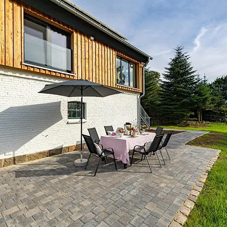 Idyllic Retreat On The Banks Of The Schlei *