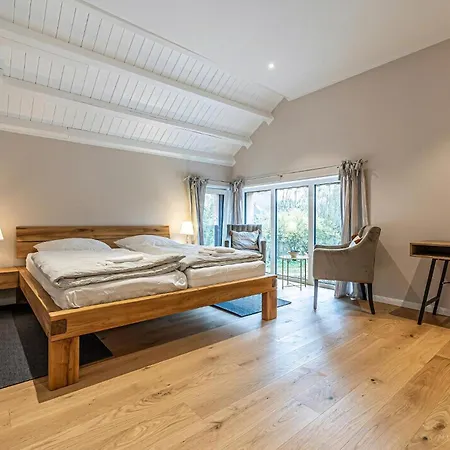 Сasa de vacaciones Idyllic Retreat On The Banks Of The Schlei *
